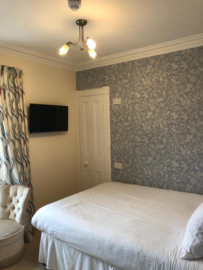 The Aberdeen Arms Hotel Tarves Eksteriør billede